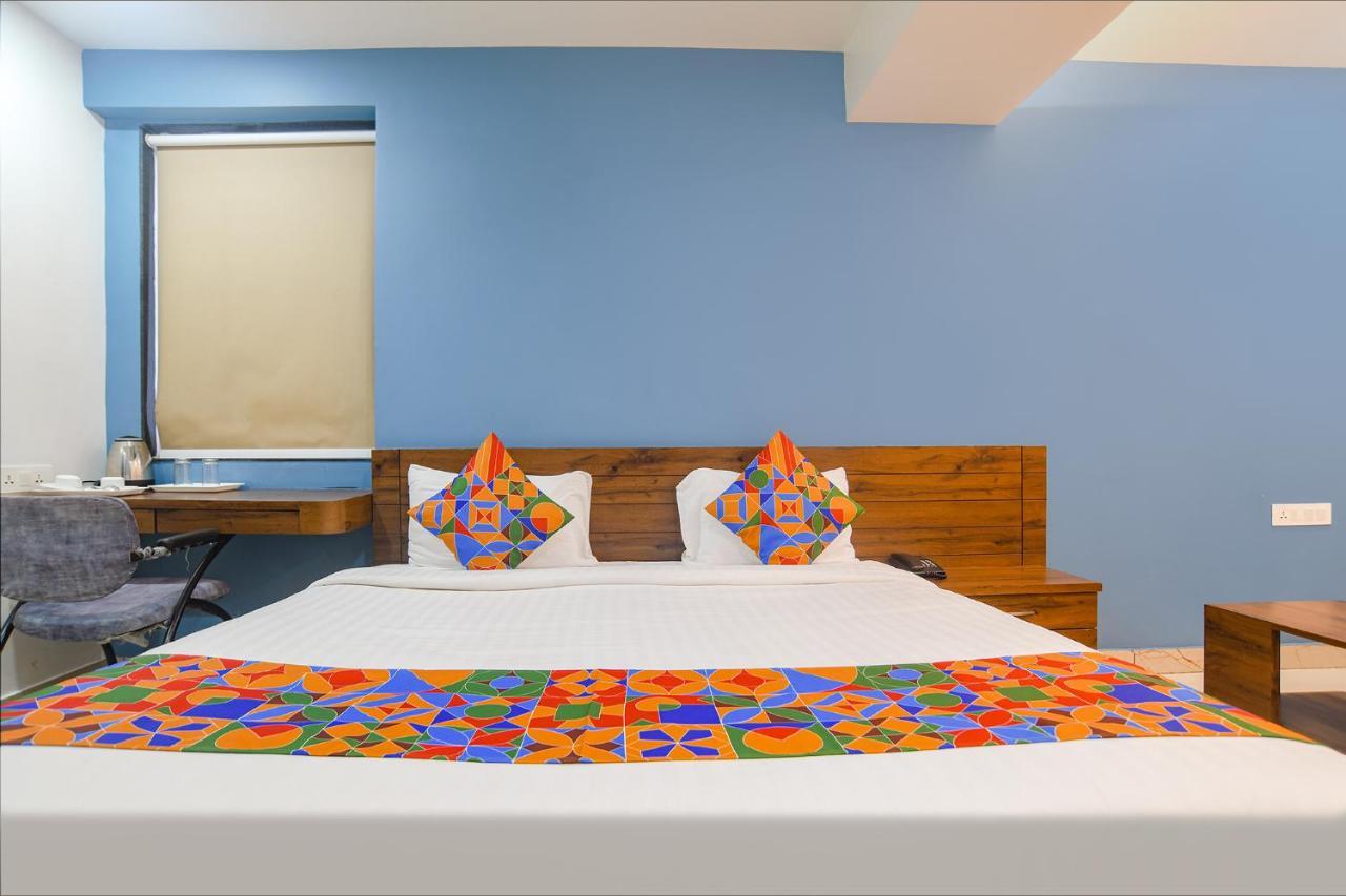Fabhotel Blue Marine Indore Esterno foto