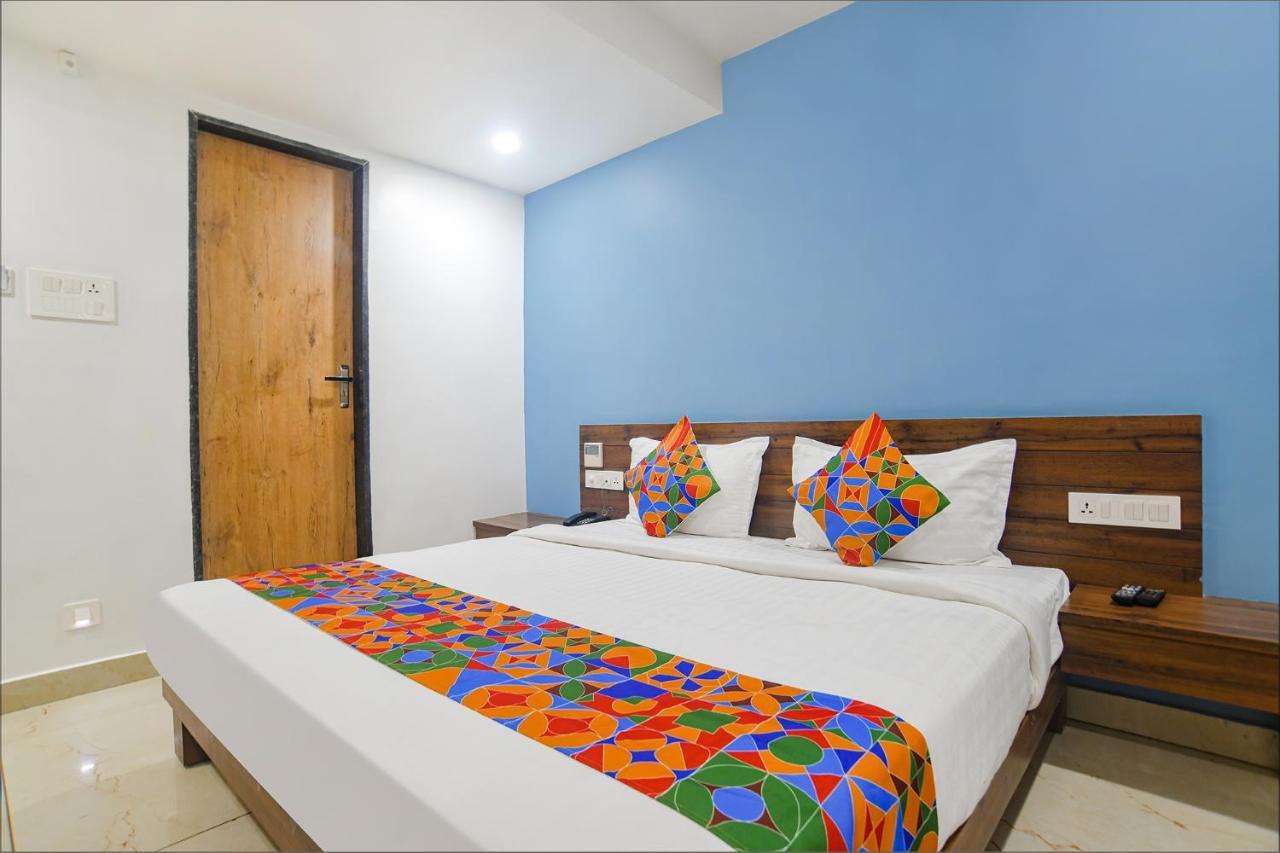 Fabhotel Blue Marine Indore Esterno foto