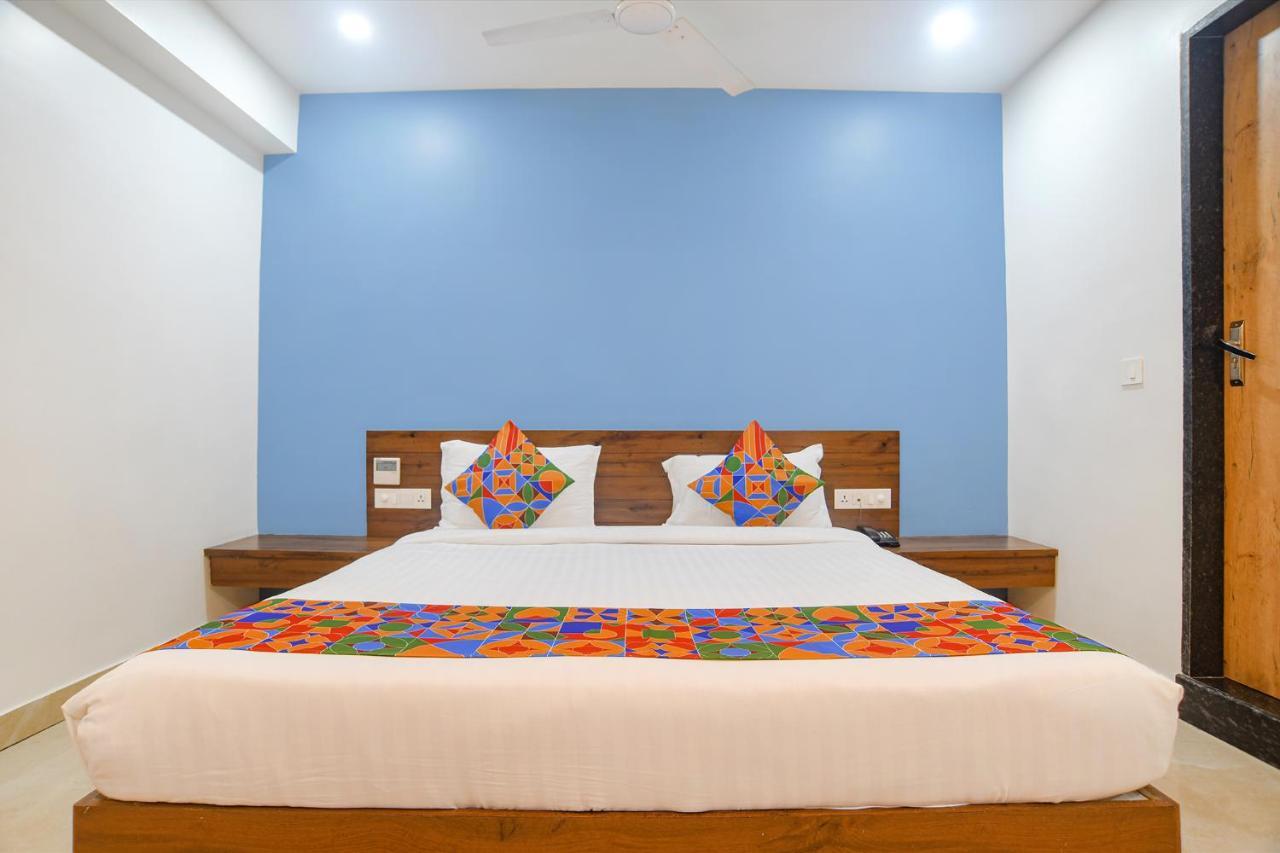 Fabhotel Blue Marine Indore Esterno foto