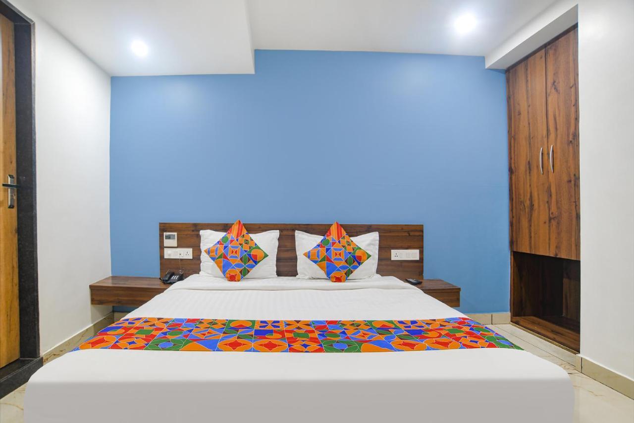 Fabhotel Blue Marine Indore Esterno foto