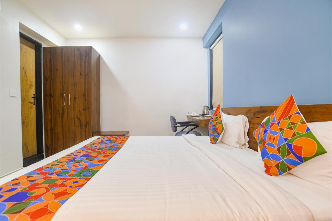 Fabhotel Blue Marine Indore Esterno foto