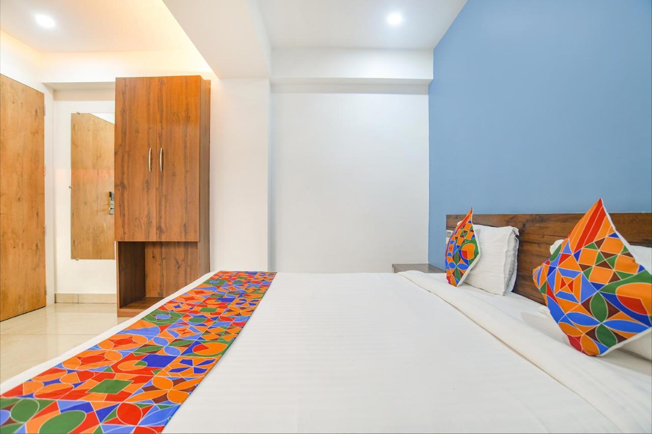Fabhotel Blue Marine Indore Esterno foto
